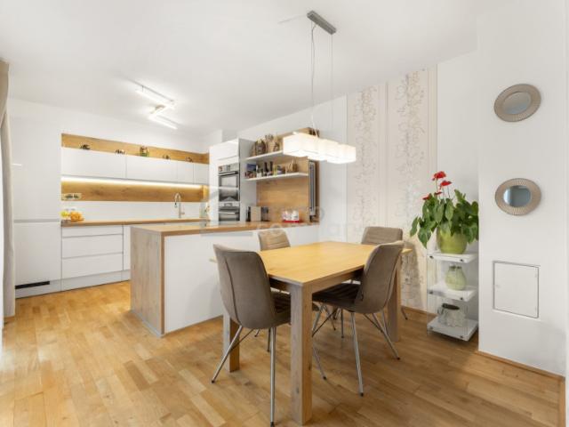 Einfamilienhaus kaufen in Liesing, Wien