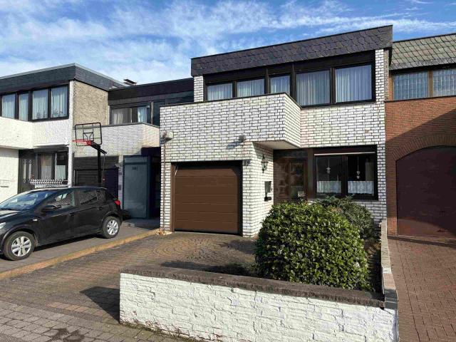 Haus kaufen in Moers, Nordrhein-Westfalen