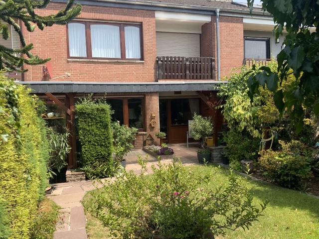 Haus kaufen in Weckhoven, Neuss