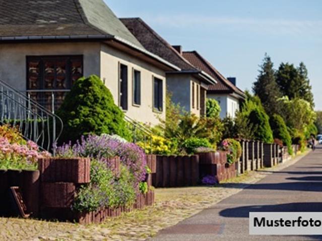 Villa kaufen in Erfttal, Neuss
