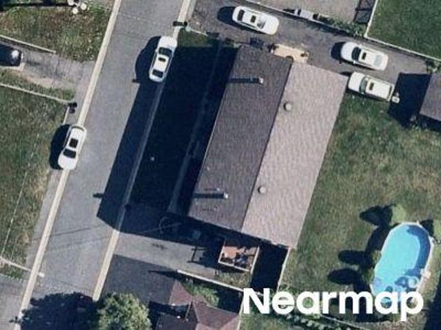 House for sale in Elmwood Park, New Jersey