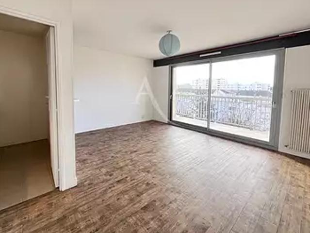 Appartement location à Quartier Centre Ville, Reims