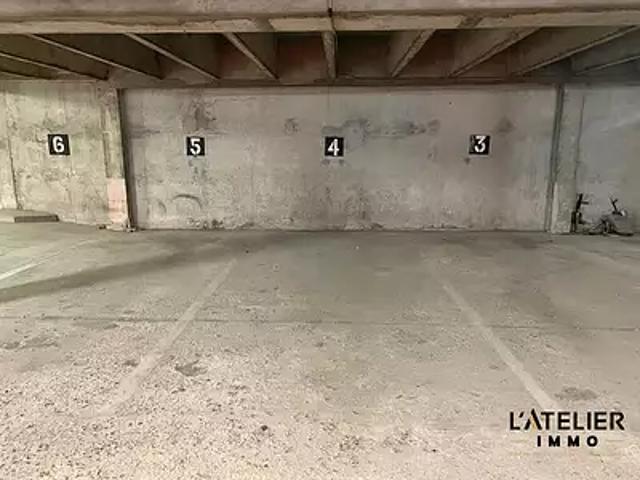 Garage location à Reims