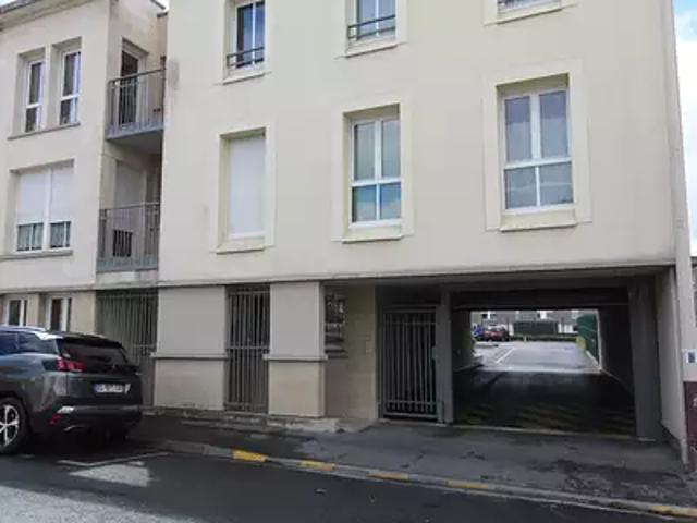 Garage location à Reims