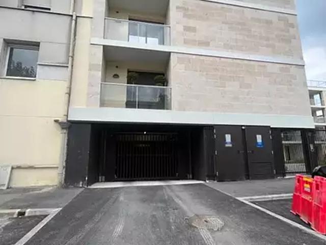Garage location à Reims
