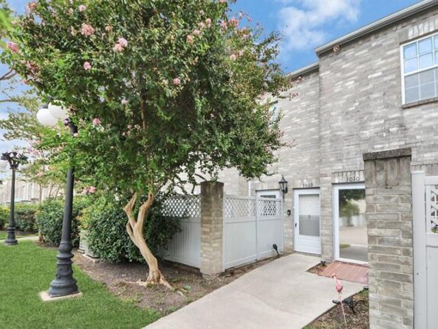 Condo for sale in Houston, Texas