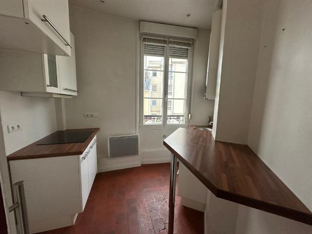 Maison location à Quartier Centre Ville, Reims