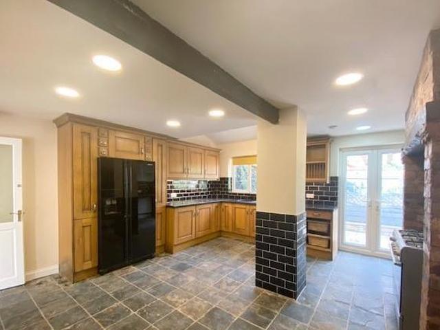 House for rent in Kettlebrook, Staffordshire