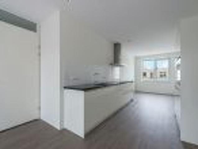 Appartement te huur in Zamenhofdreef, Neckardreef, Utrecht