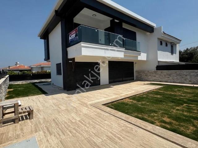 Çeşme, İzmir içerisinde satılık Villa