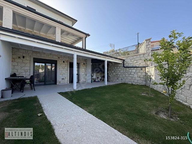 Çeşme, İzmir içerisinde satılık mülk