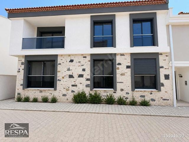 Çeşme, İzmir içerisinde satılık mülk
