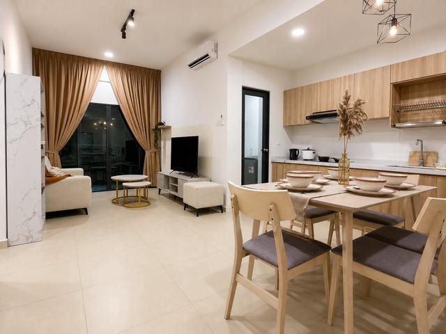Serviced Residence for rent in Country Heights Damansara, Kuala Lumpur