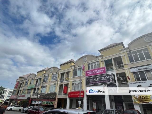Shop for rent in Kajang, Langat