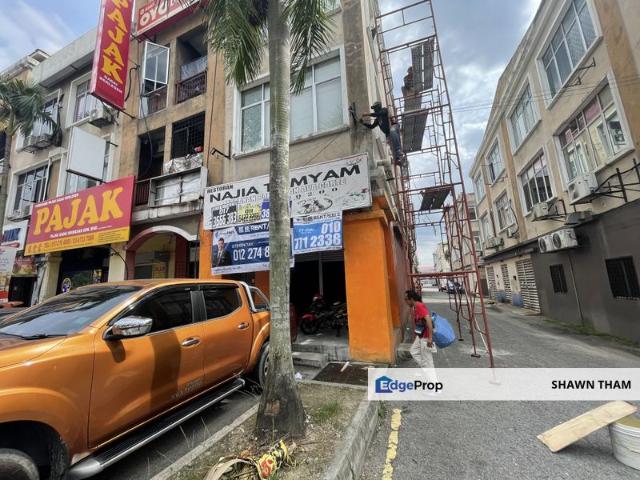 Shop for rent in Kajang, Langat