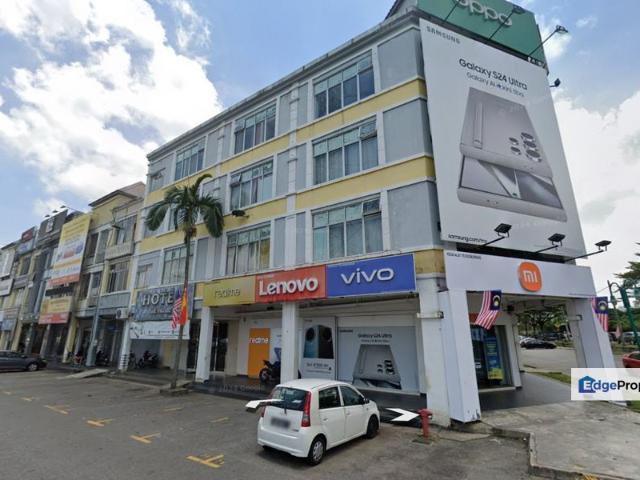 Shop for rent in Kajang, Langat