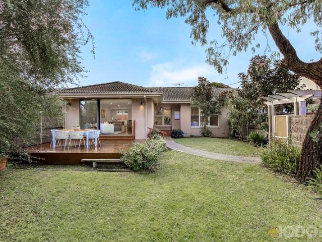 Townhouse for sale in Camerons Creek, Victoria
