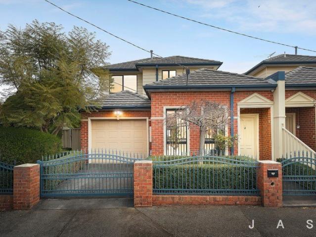 Townhouse for sale in Camerons Creek, Victoria