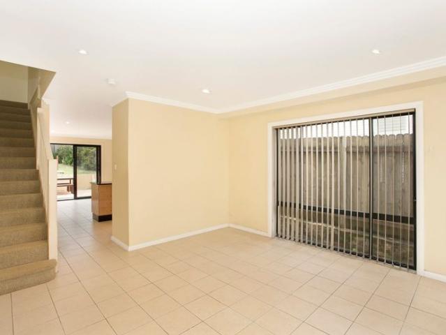 Townhouse for rent in Northern Beaches, Sydney
