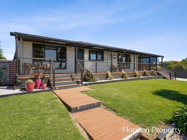 House for sale in Lefroy, Beechford