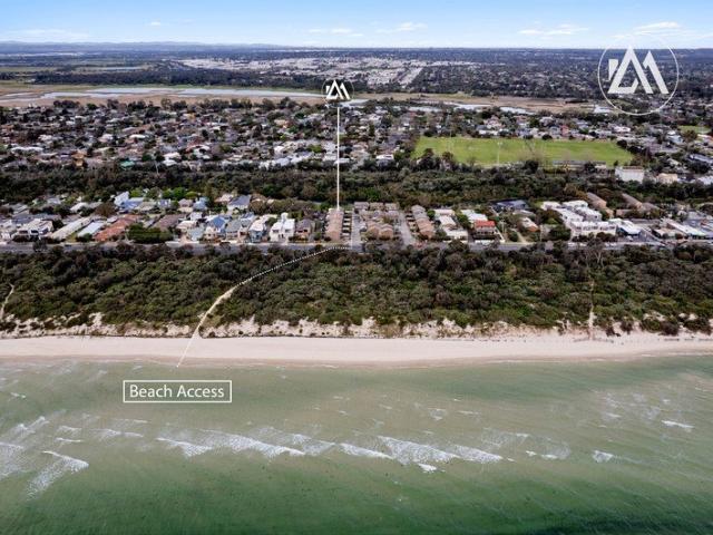 Townhouse for sale in Seaford, Melbourne