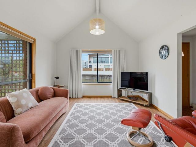 Apartment for rent in Bellerive, Hobart