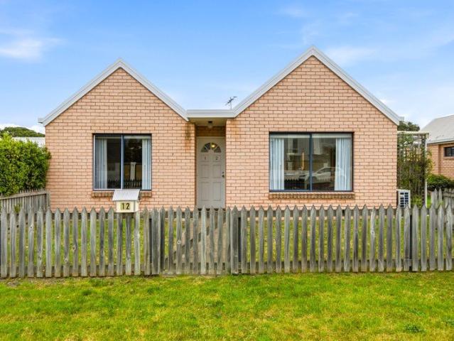 Apartment for rent in Bellerive, Hobart