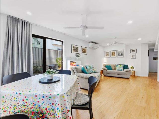 Apartment for rent in Kings Creek, Queensland