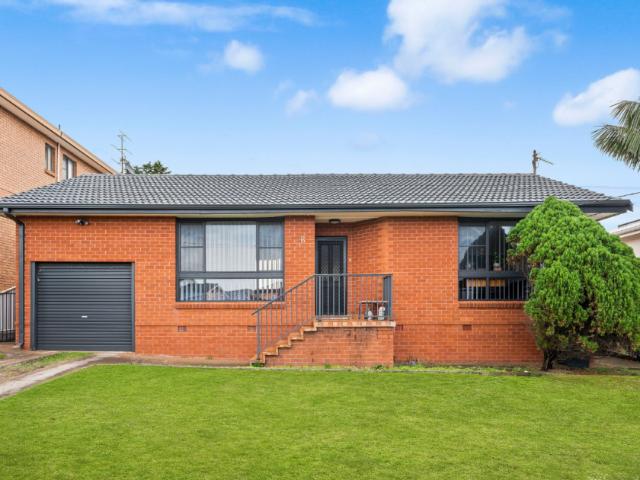 House for rent in Wollongong West, New South Wales