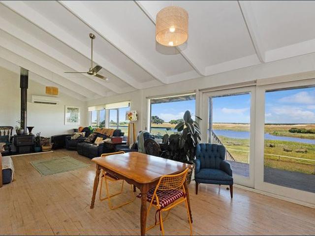 House for rent in Narrawong, Victoria