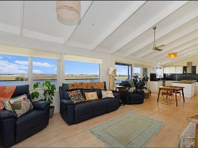 House for rent in Narrawong, Victoria