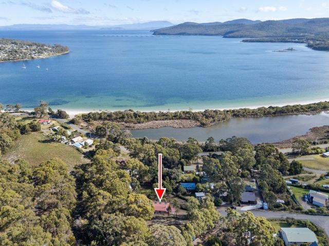 House for sale in White Beach, Tasmania