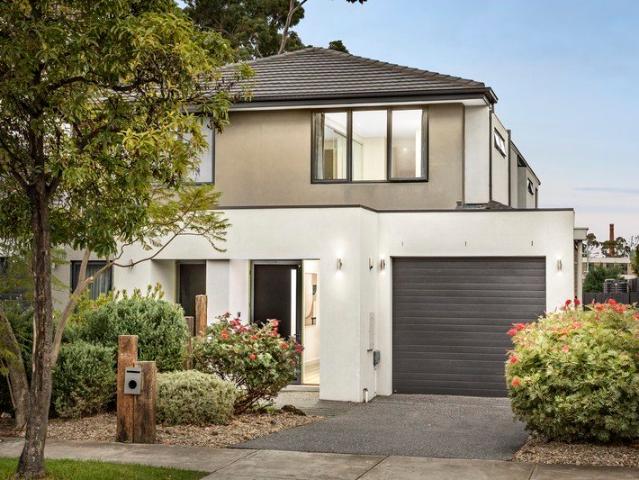 Townhouse for sale in Camerons Creek, Victoria