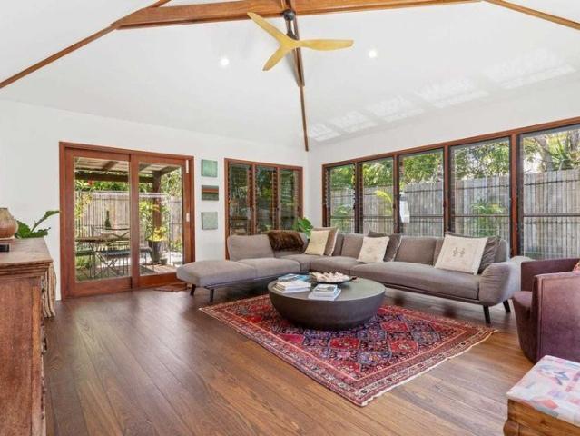 House for rent in Suffolk Park, New South Wales