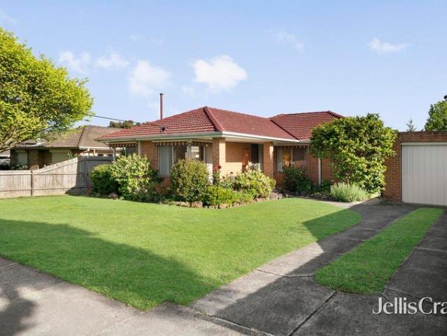 House for sale in Mount Waverley, Melbourne