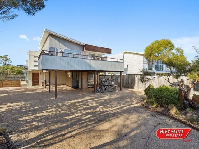 House for sale in Sunset Strip, Victoria