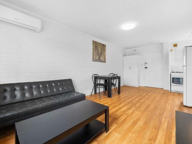 Apartment for rent in Cockburn, Western Australia