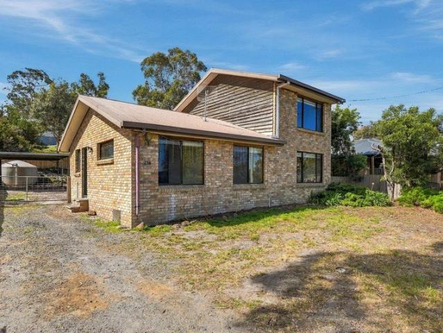 House for rent in Carlton River, Dodges Ferry