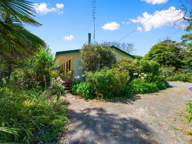 House for sale in Lake Tyers Beach, Victoria