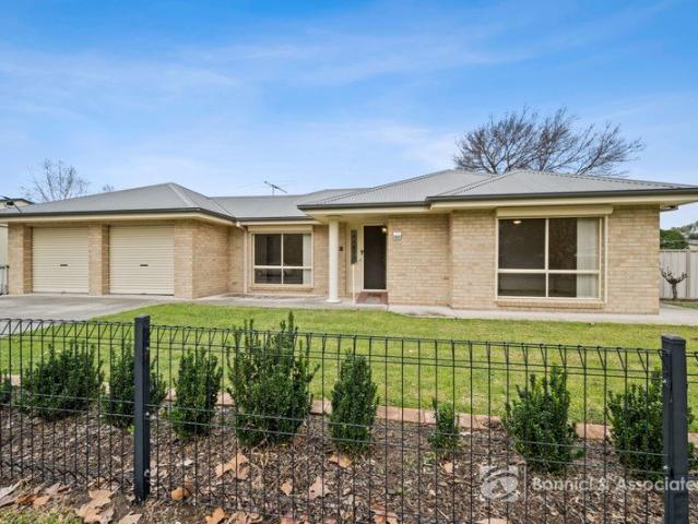House for sale in Chiltern, Victoria