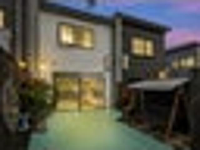 Townhouse for sale in Kawau Island