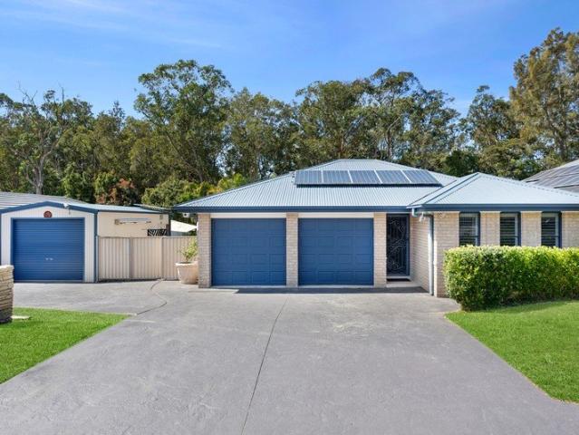 House for sale in Summerland Point, New South Wales