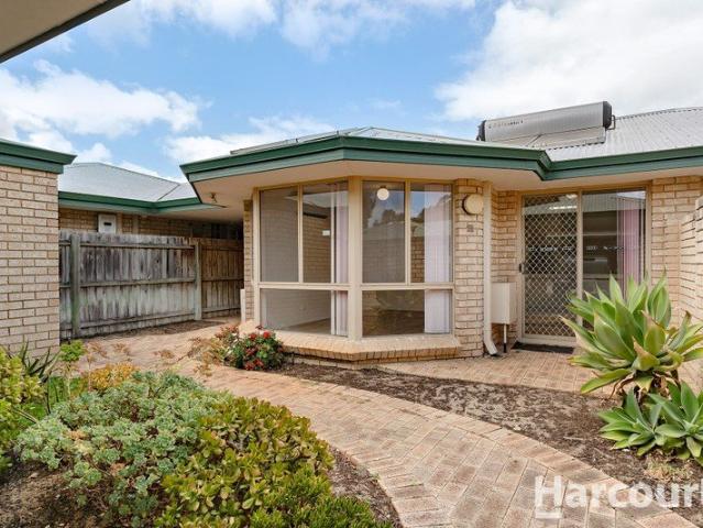 Villa for sale in Parklands, Western Australia