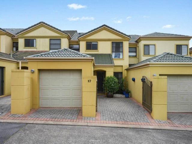 Townhouse for sale in Robina, Gold Coast City