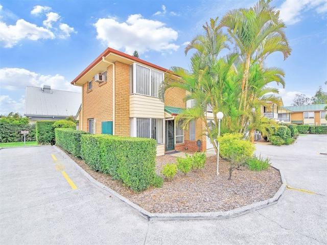 Townhouse for sale in Toombul, Queensland