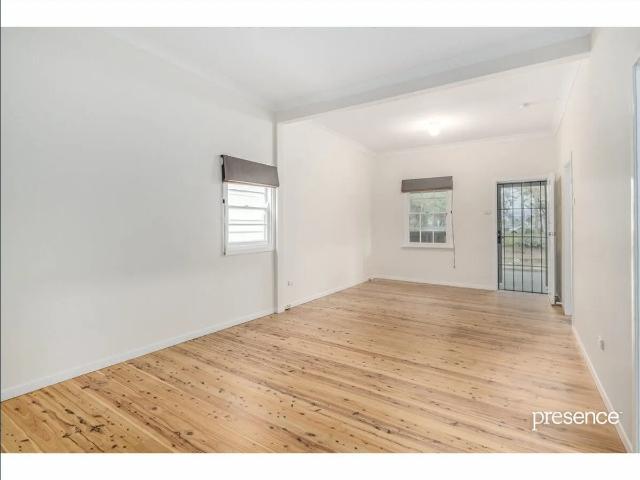 House for rent in Newcastle, Newcastle-Maitland