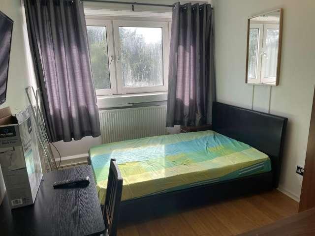 Room for rent in Roehampton, Greater London
