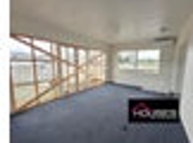 House for sale in Whakatu