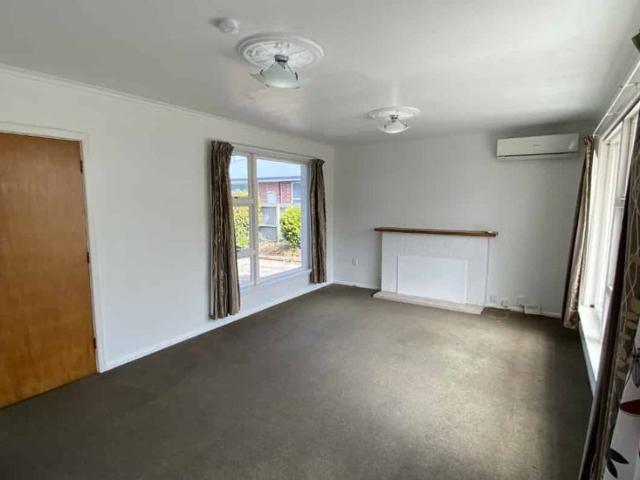 Apartment for rent in Chaslands, Canterbury