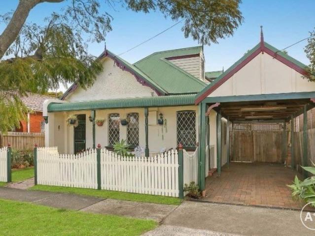 House for rent in Mascot, Sydney
